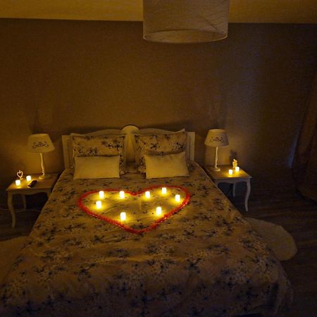 Le Relais Des Clefs - Au Calme Du Gatinais - Escapade A Deux - Terrasse Privee - Wifi - Offre Romantique Sur Demande Valpuiseaux Экстерьер фото